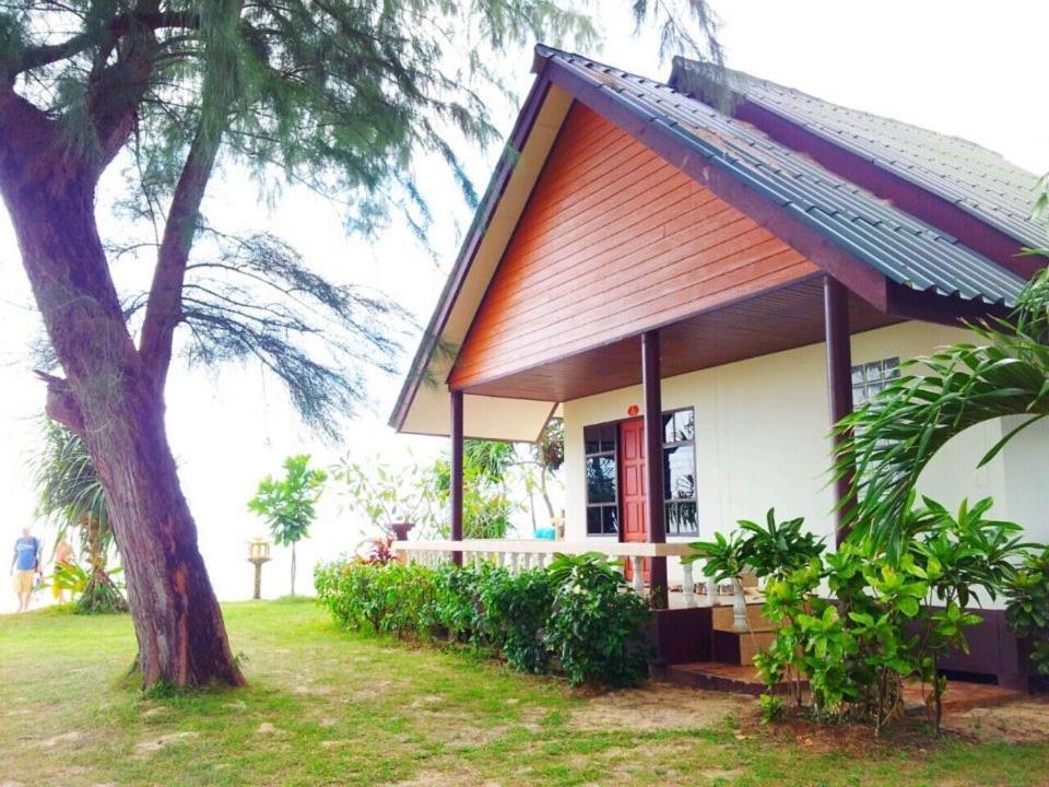 Klongdao Beach Resort Ko Lanta Exterior foto